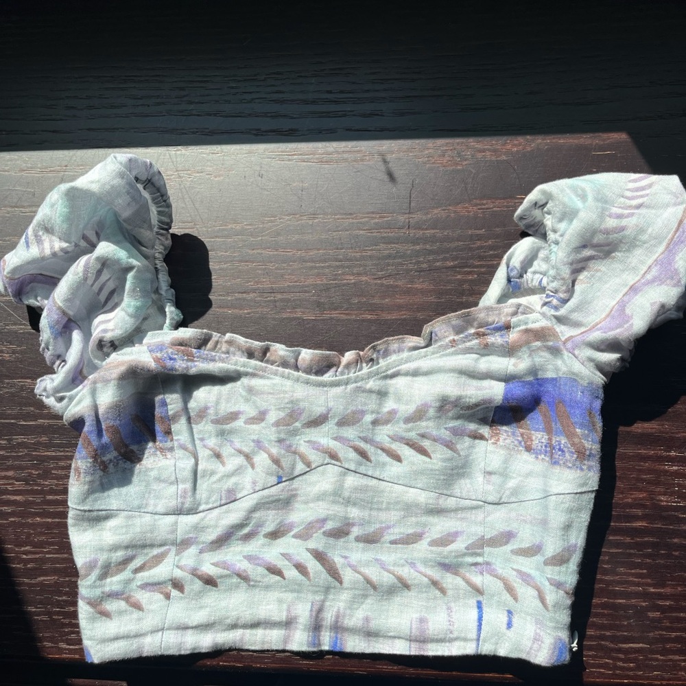 Aritzia Wilfred wander linen puff-sleeve crop top - Picture 3 of 6